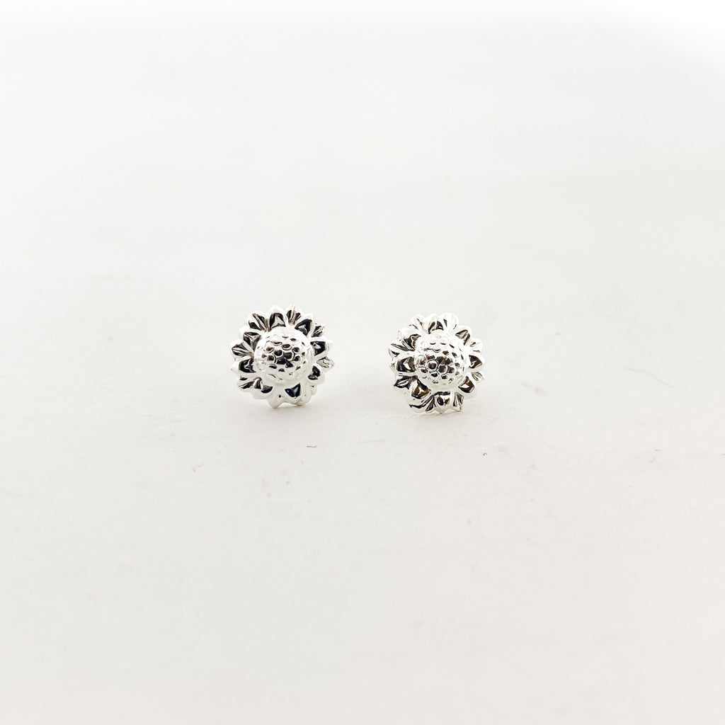 SUNFLOWER STUD EARRINGS | STERLING SILVER - MTT Collective