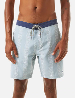 Dove Hybrid Trunk - MTT Collective