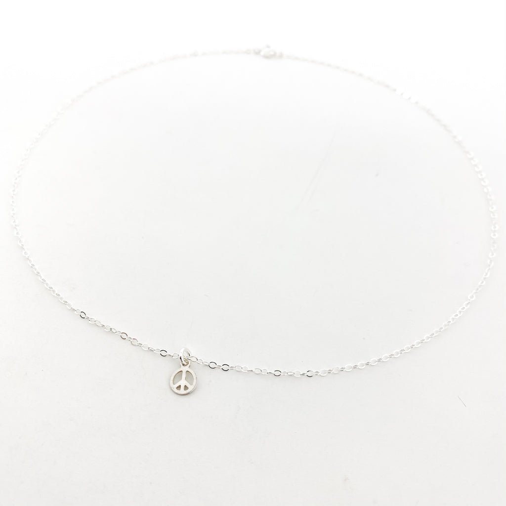 Alani Mini Peace Charm Necklace | Silver - MTT Collective