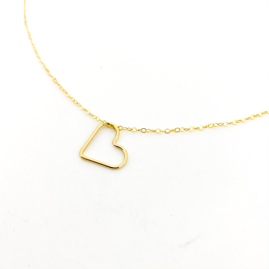 Amara Open Hanging Heart Necklace - MTT Collective