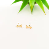 Arrow Stud Earrings | Gold - MTT Collective