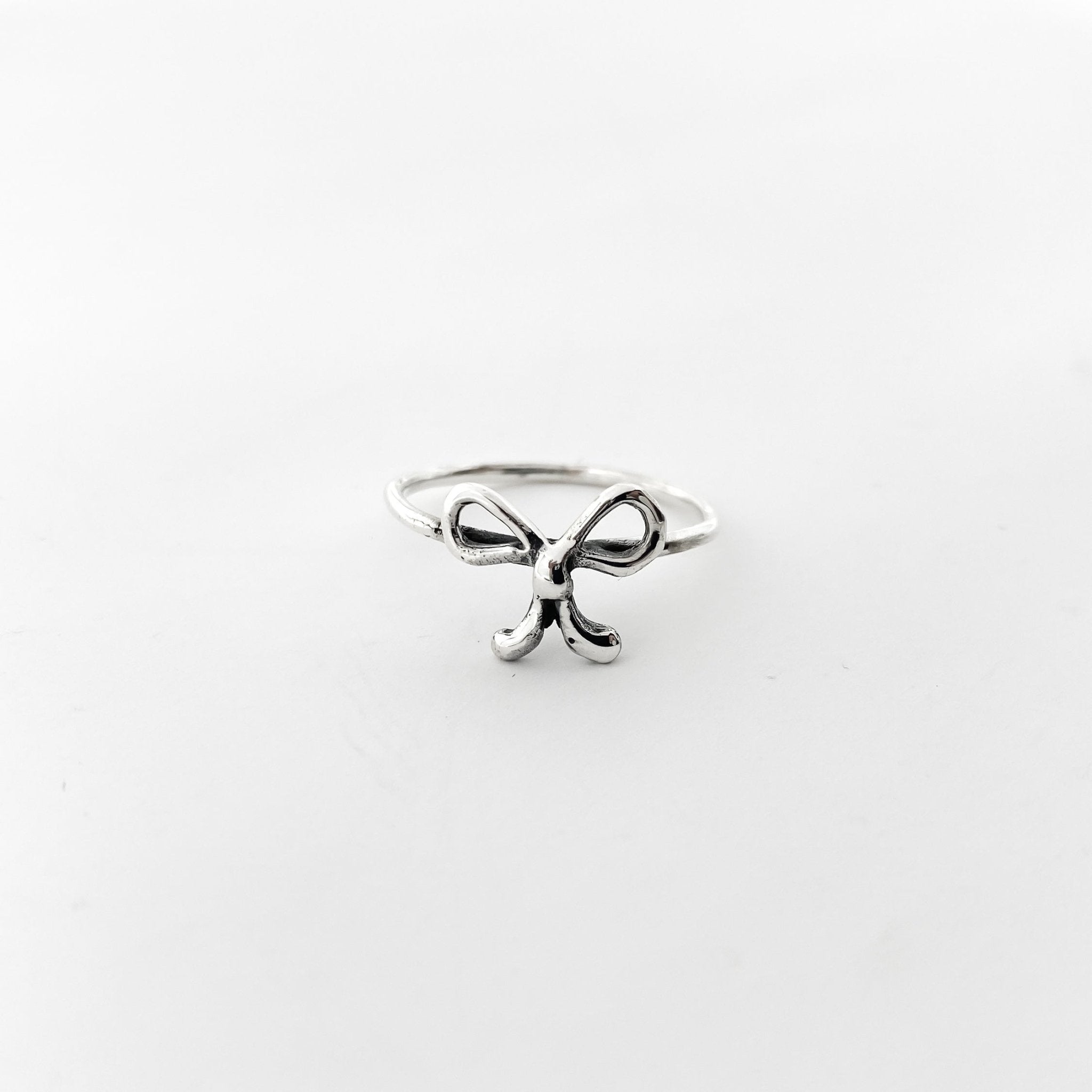 Bow Ring | Silver - MTT Collective