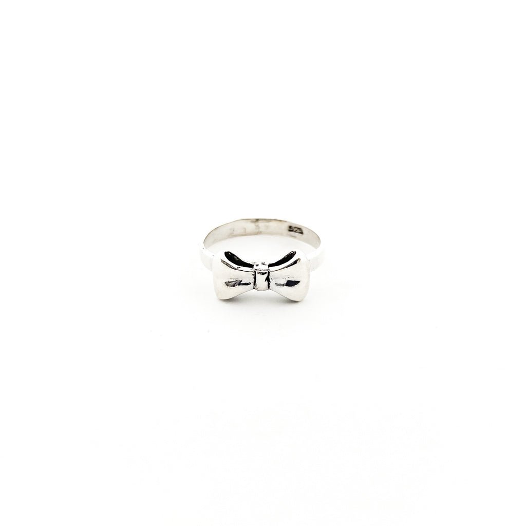 Bow Tie Ring | Silver - MTT Collective