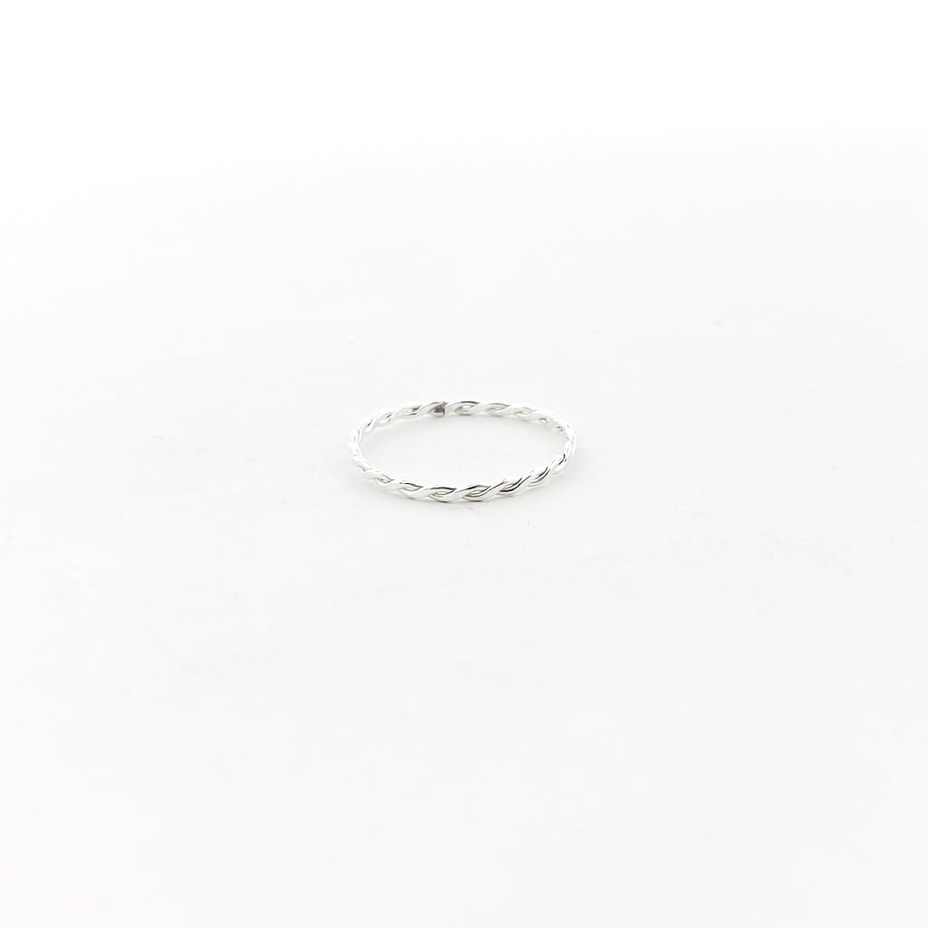 Braided Band Ring | Silver - MTT Collective