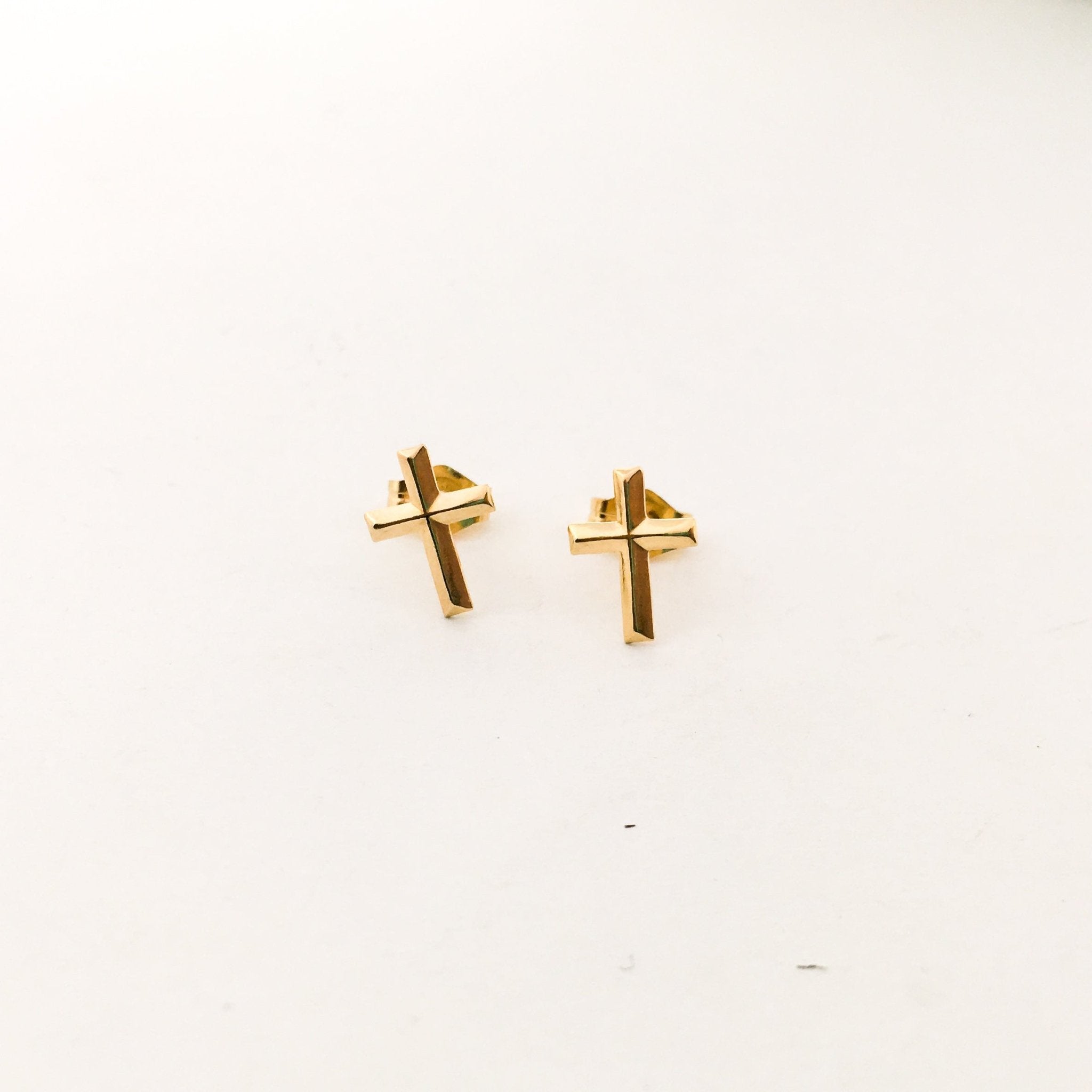 Cross Stud Earrings - MTT Collective