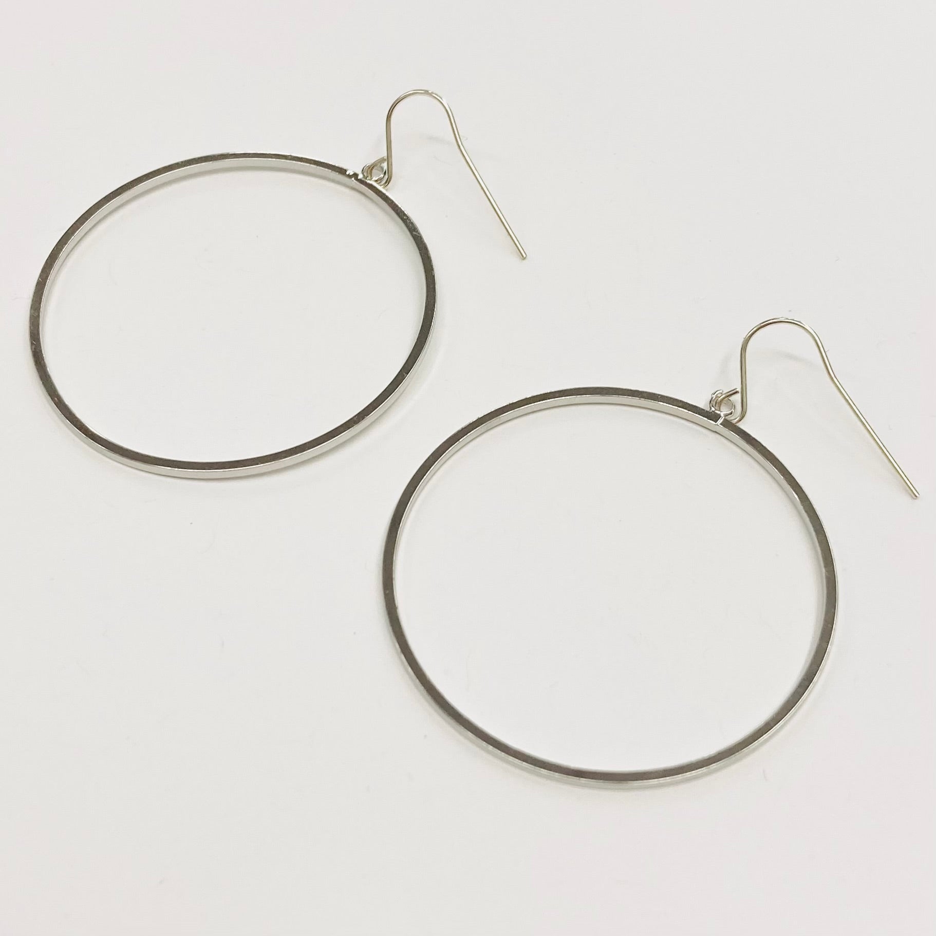 Holly Smooth Hanging Box Hoops | Silver - MTT Collective