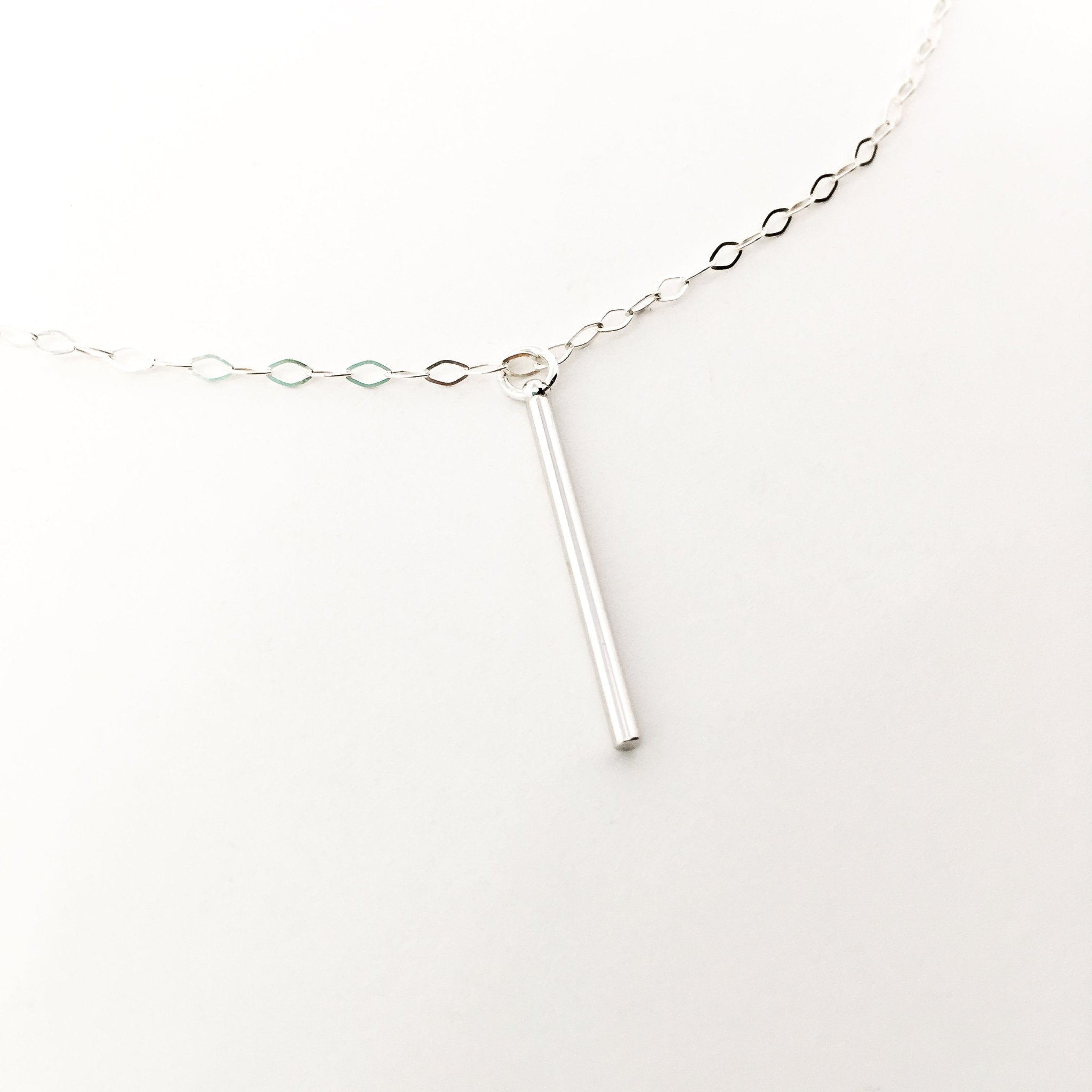 Izzie Long Bar Necklace | Silver - MTT Collective