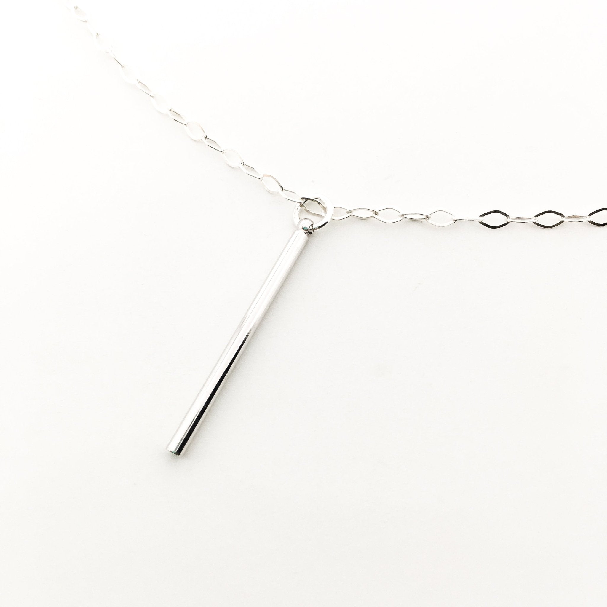 Izzie Long Bar Necklace | Silver - MTT Collective