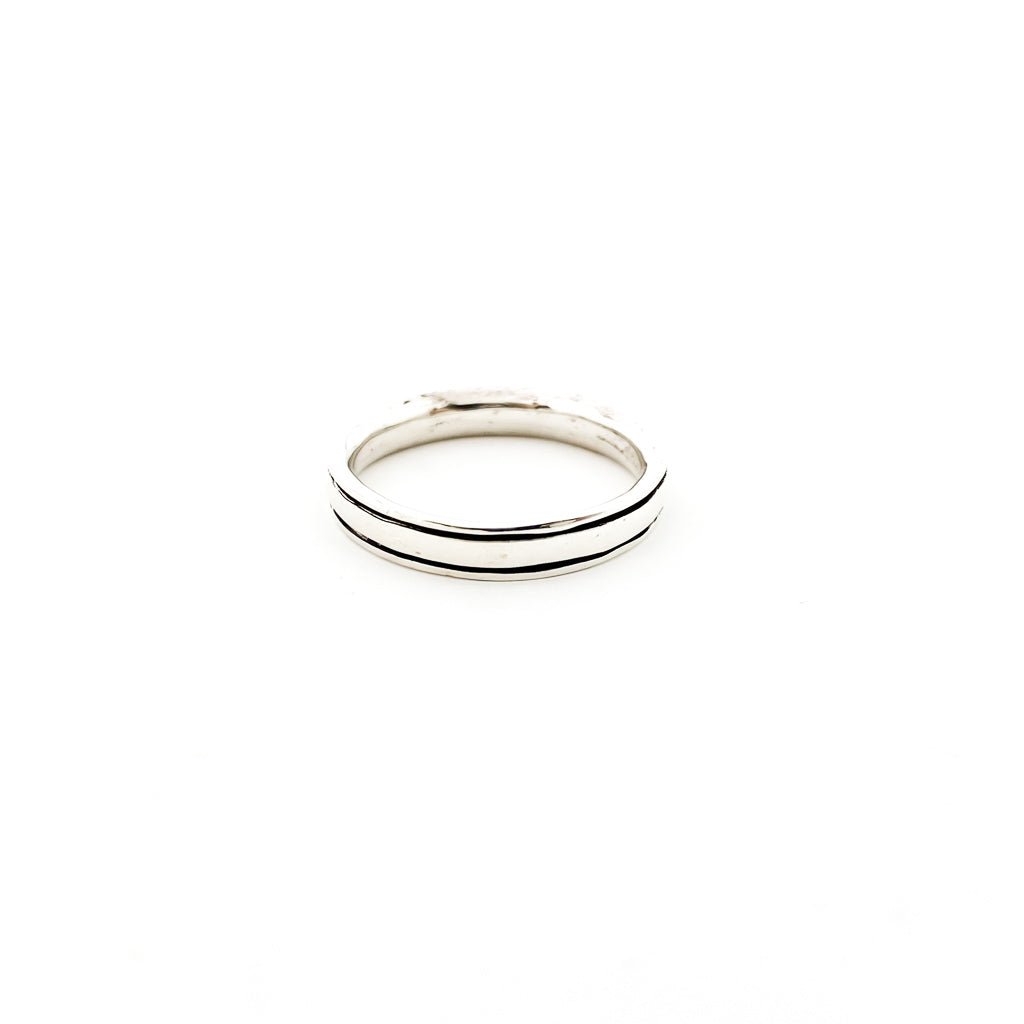 Jordan Linear Groove 4.5MM Band Ring | Silver - MTT Collective