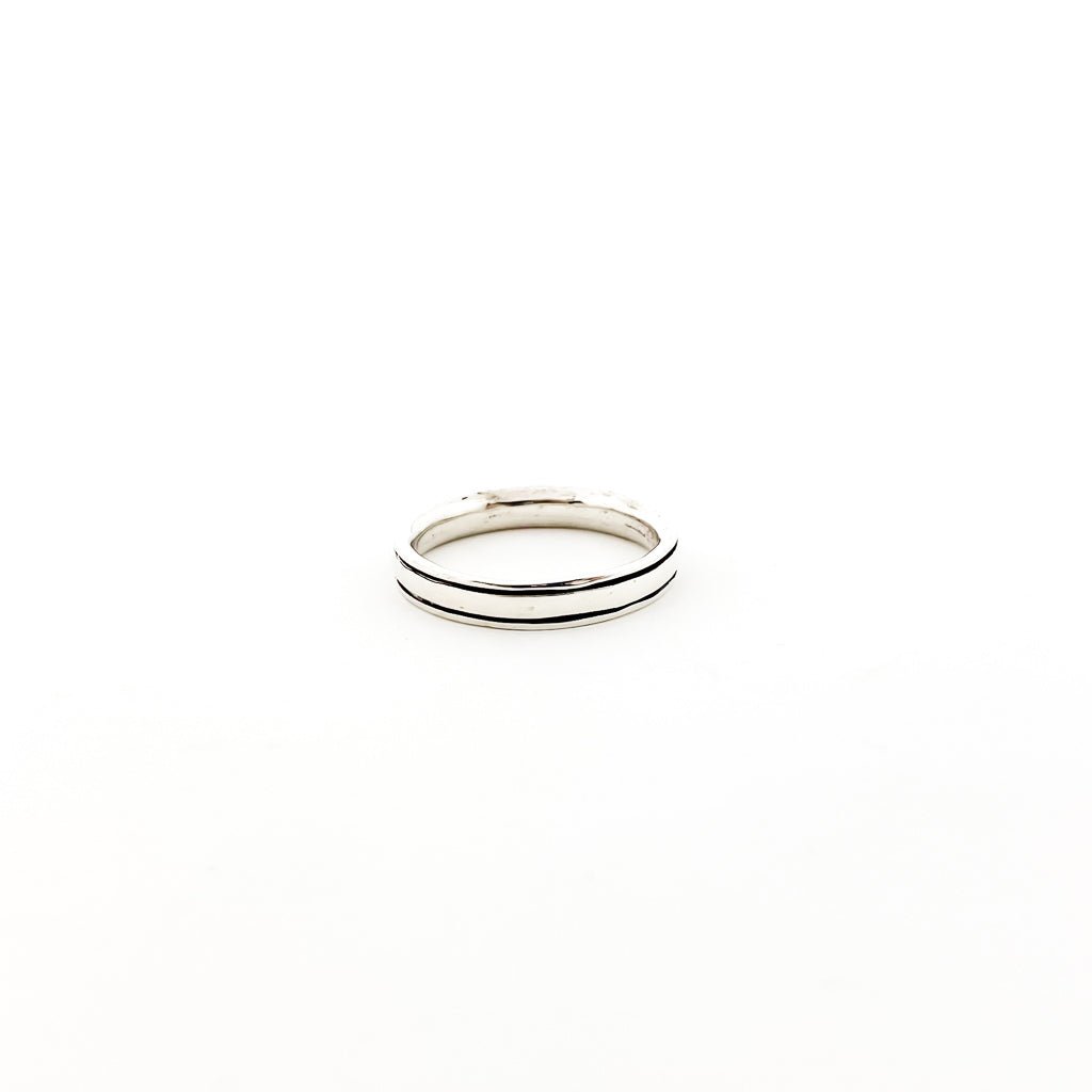 Jordan Linear Groove 4.5MM Band Ring | Silver - MTT Collective