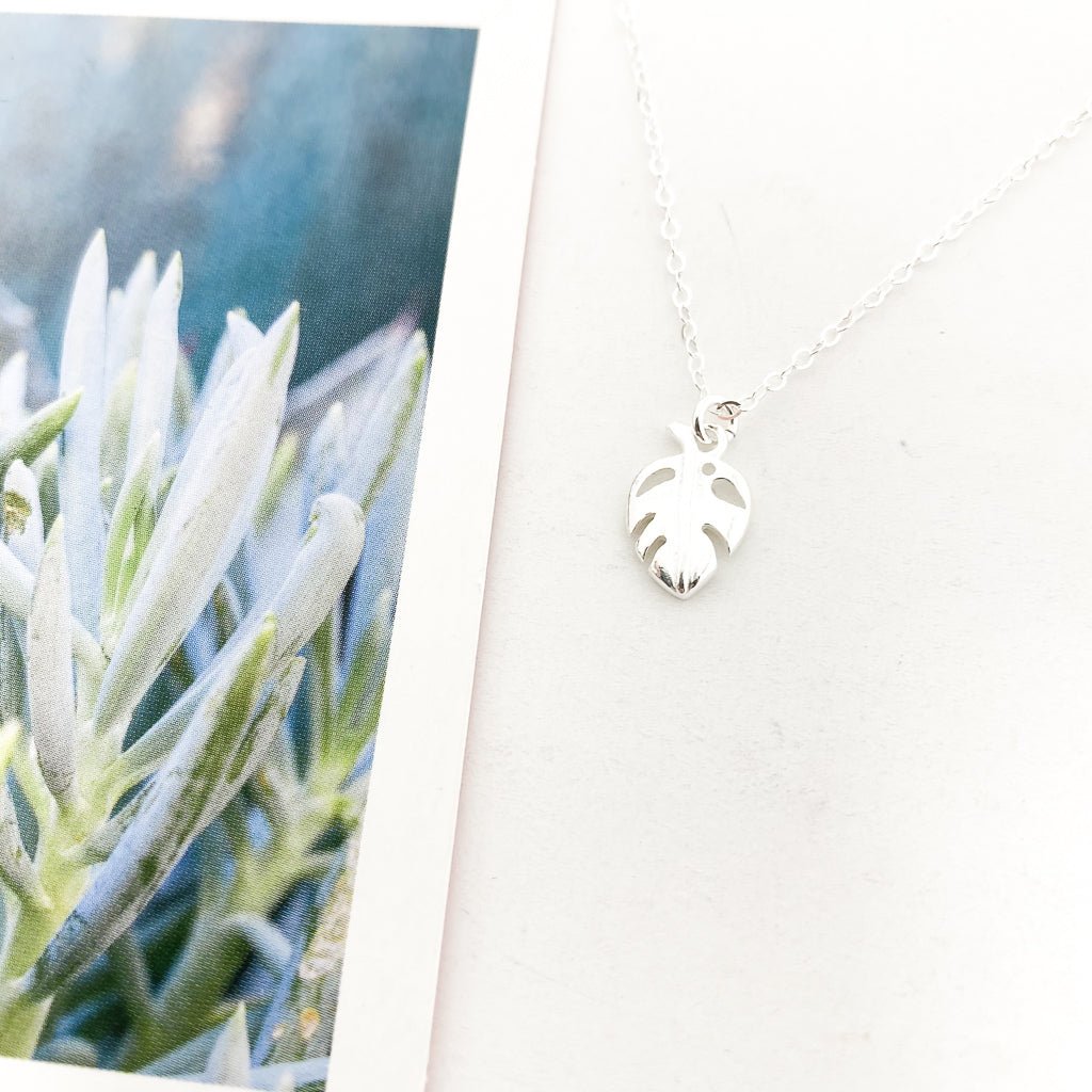 Karina Monstera Leaf Necklace | Silver - MTT Collective