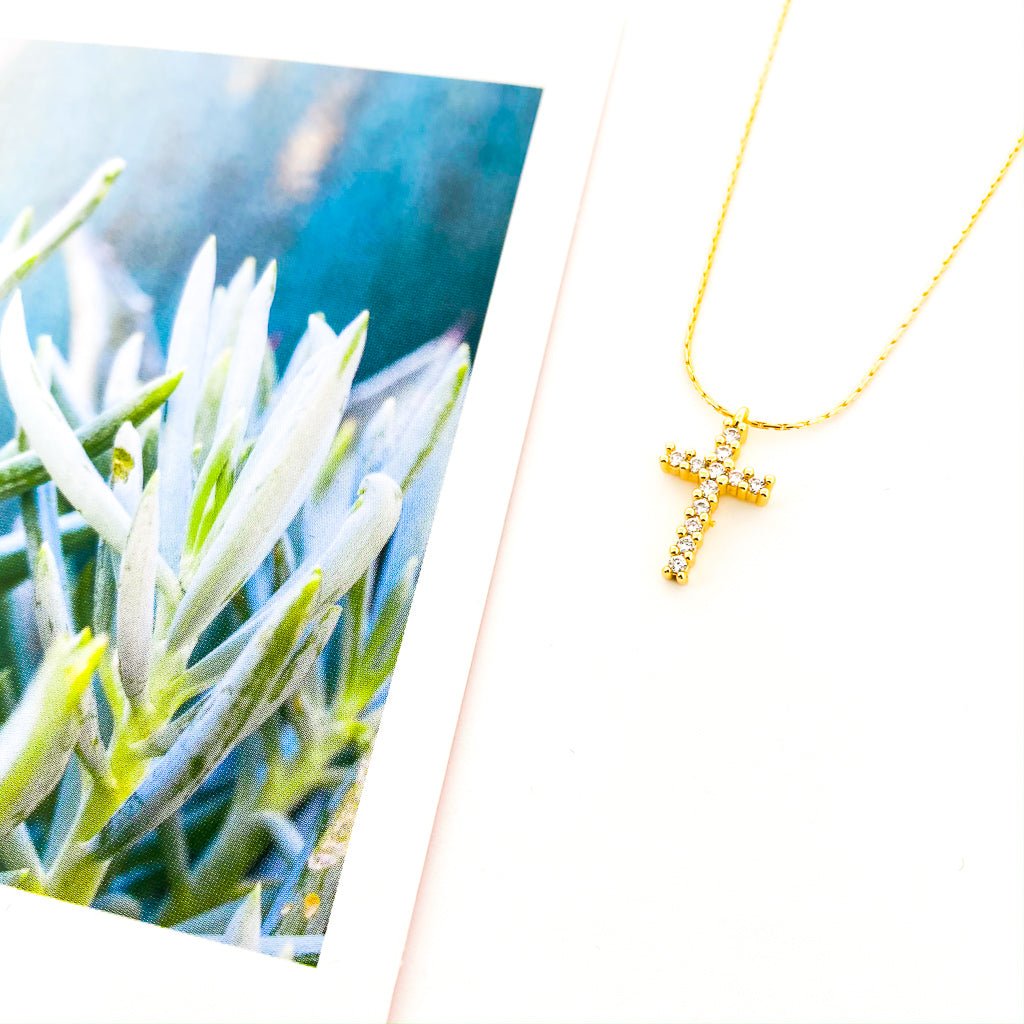 Katherine Hanging Rhinestone Cross Necklace | Smooth Chain | Gold - MTT Collective
