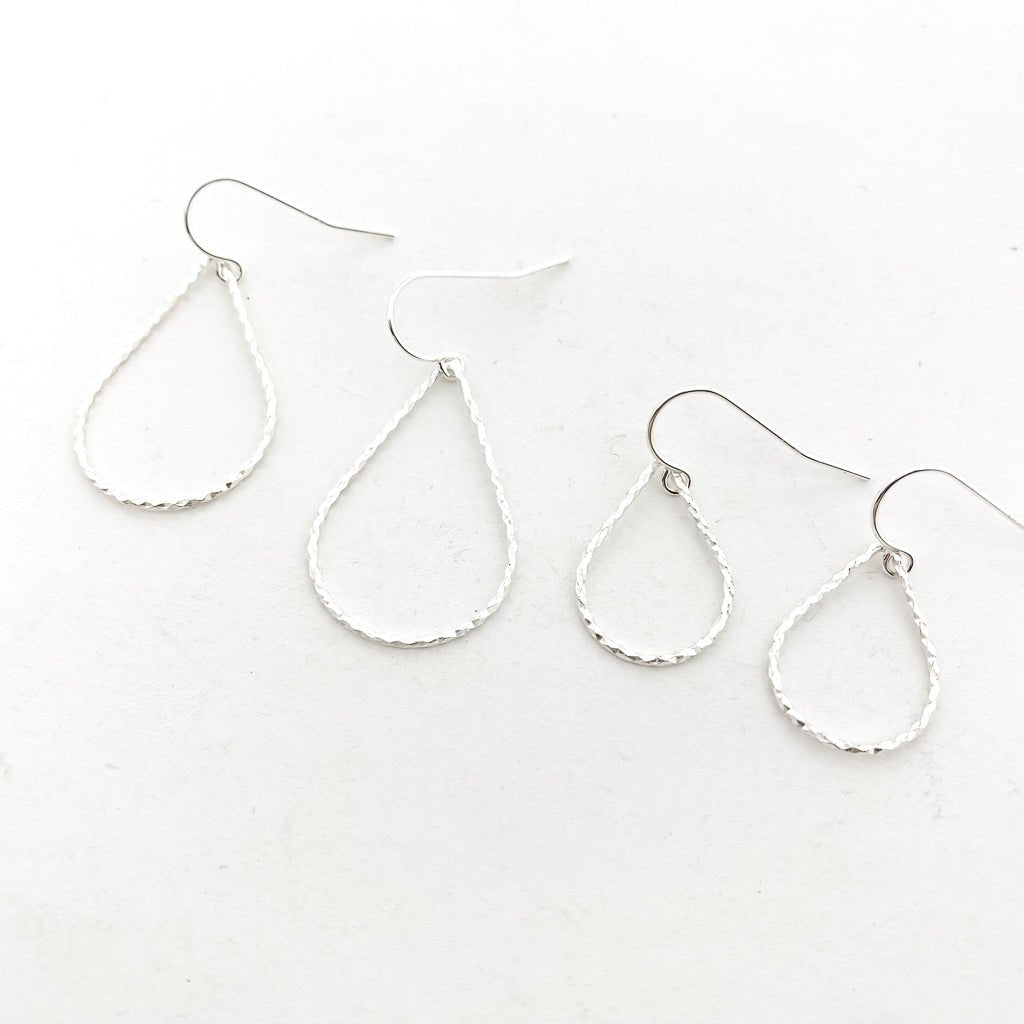 Kori Small Twisted Drop Earrings | Silver - MTT Collective