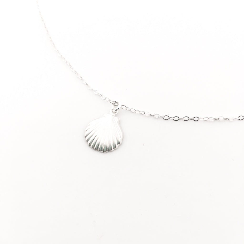 Lucia Clamshell Necklace | Silver - MTT Collective