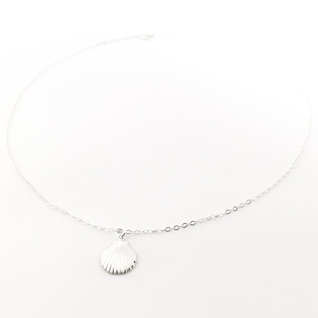 Lucia Clamshell Necklace | Silver - MTT Collective