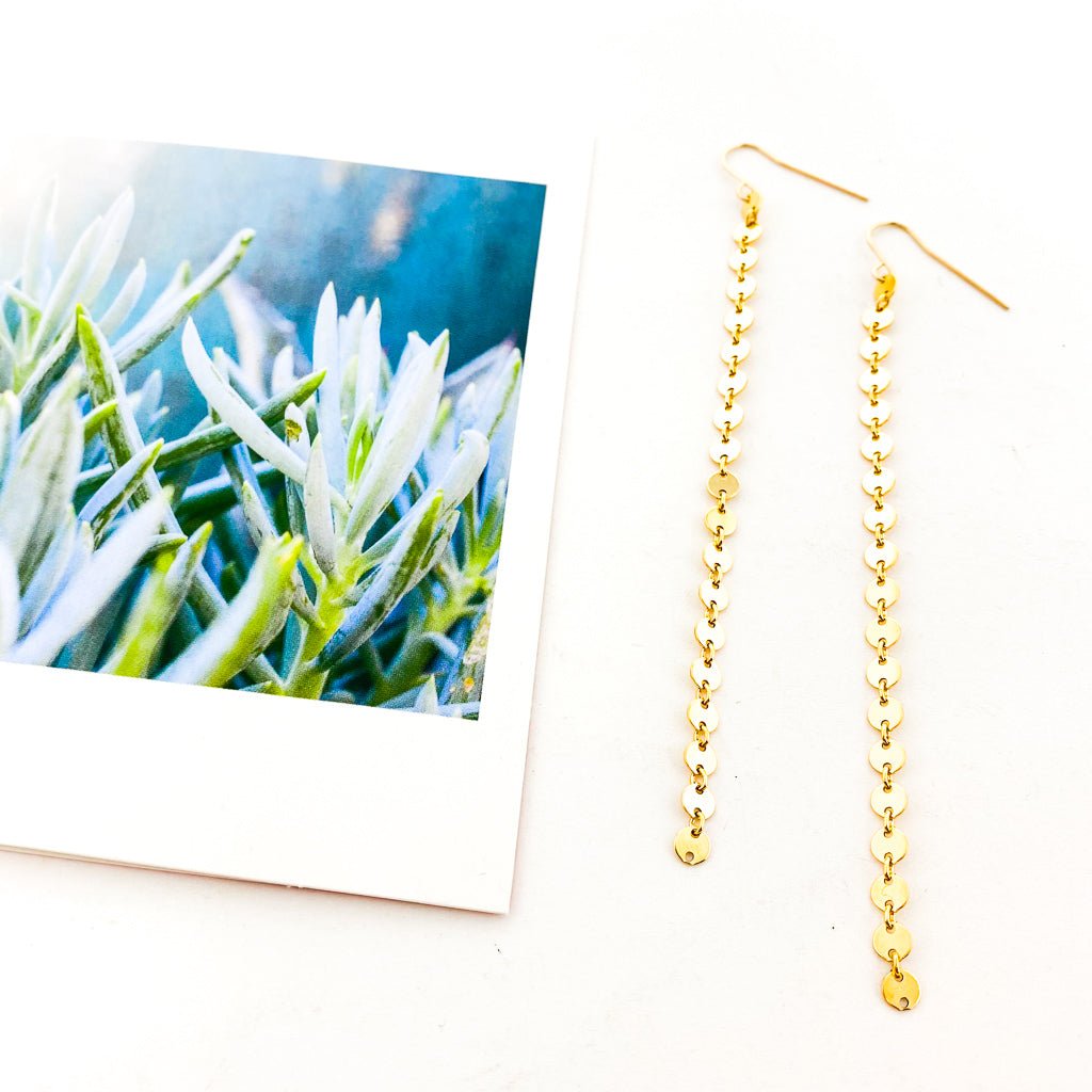 Luna Hanging Disc Chain Earrings | Gold - MTT Collective