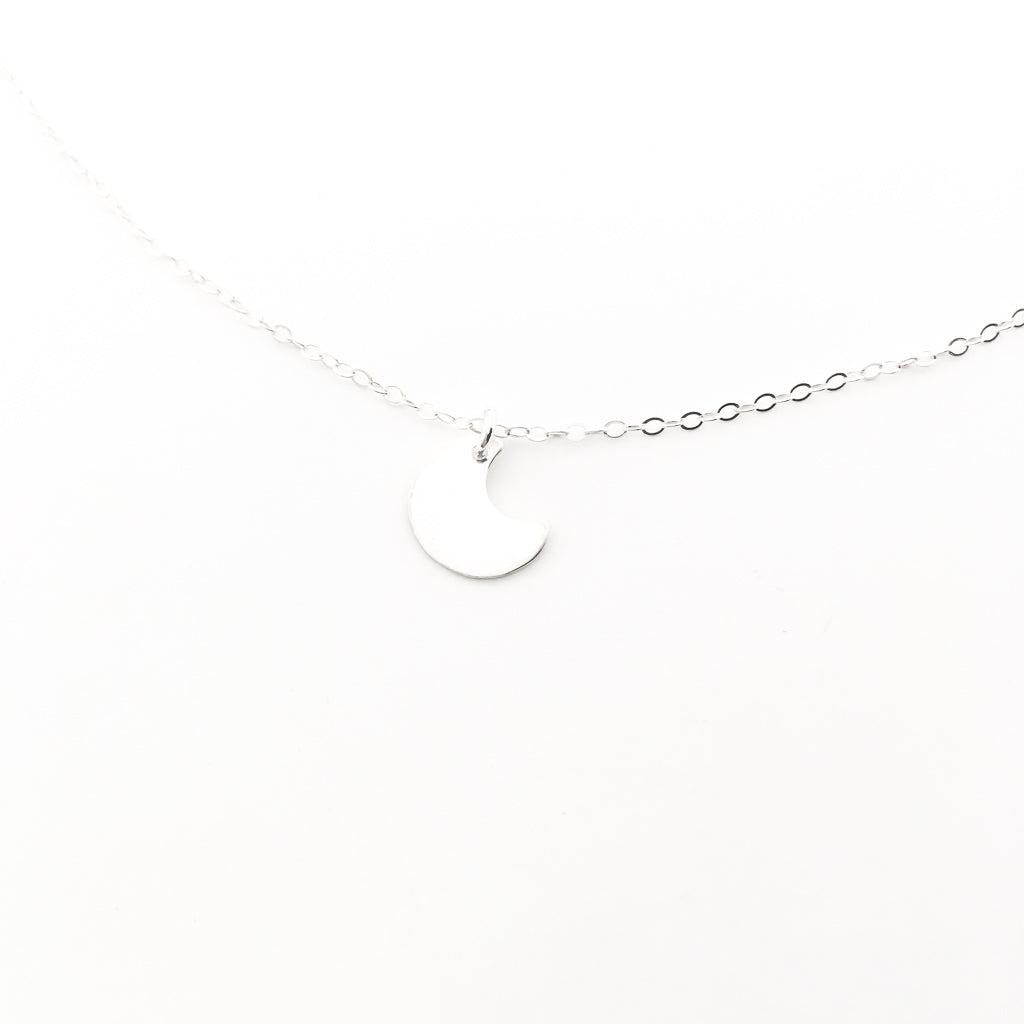 DAINTY MOON NECKLACE | STERLING SILVER - MTT Collective