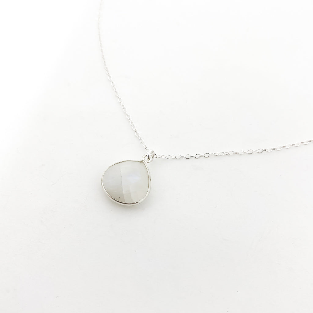 Melanie Drop Moonstone Necklace | Silver - MTT Collective
