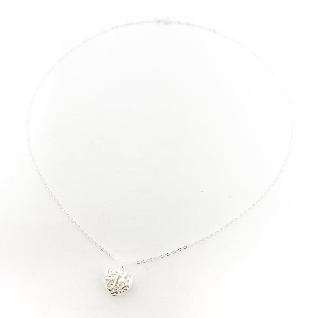 OPEN DESIGN PUFF HEART NECKLACE | STERLING SILVER - MTT Collective