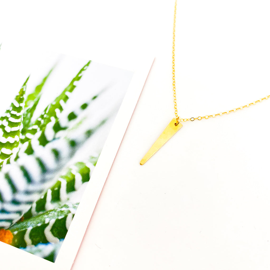 14K GOLD-FILLED DAGGER NECKLACE - MTT Collective