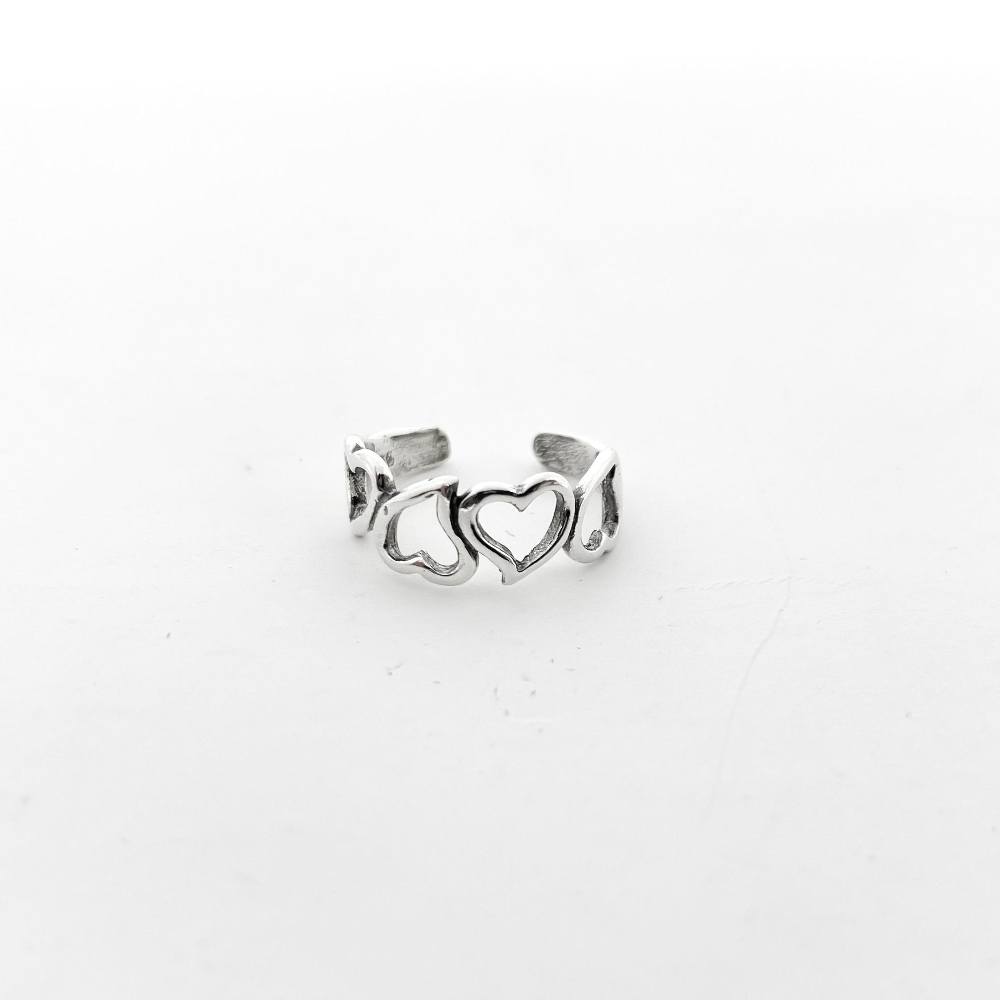 String Of Hearts Toe Ring | Silver - MTT Collective