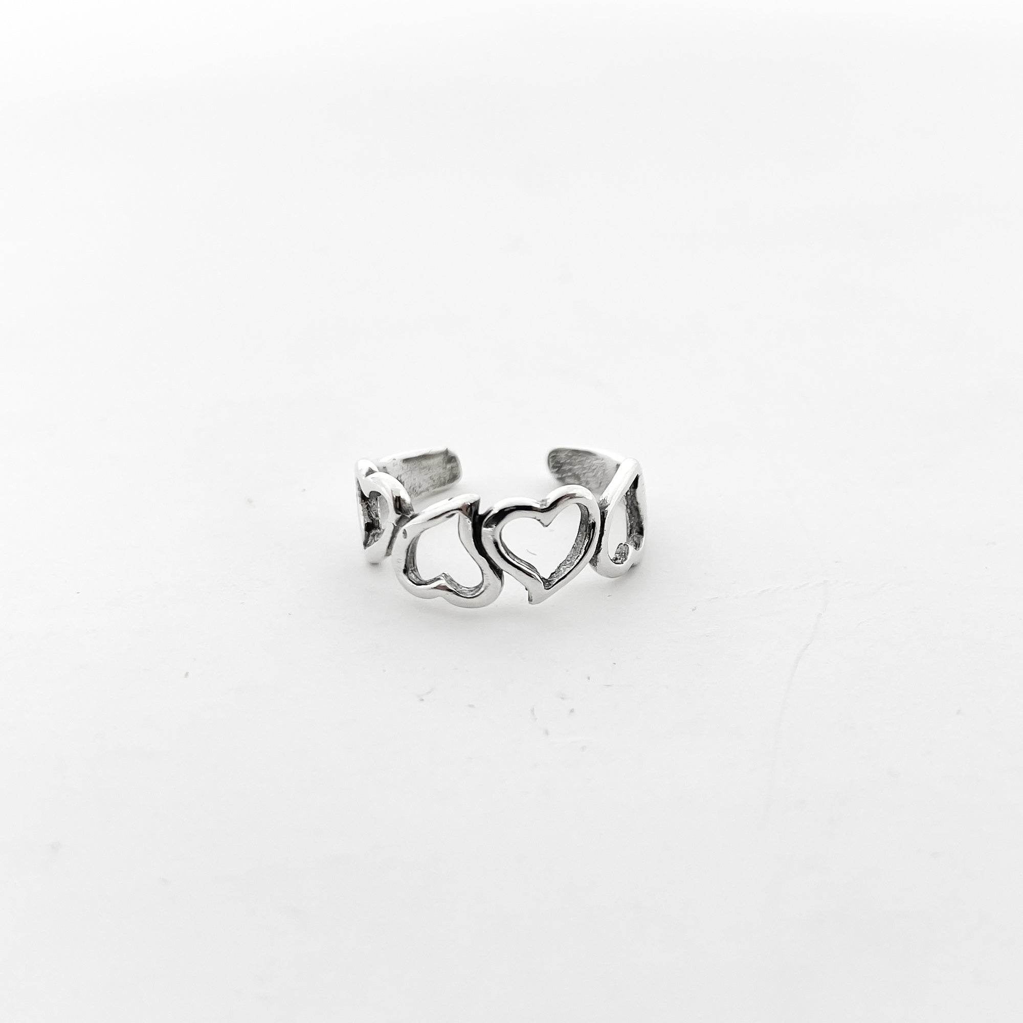 String Of Hearts Toe Ring | Silver - MTT Collective