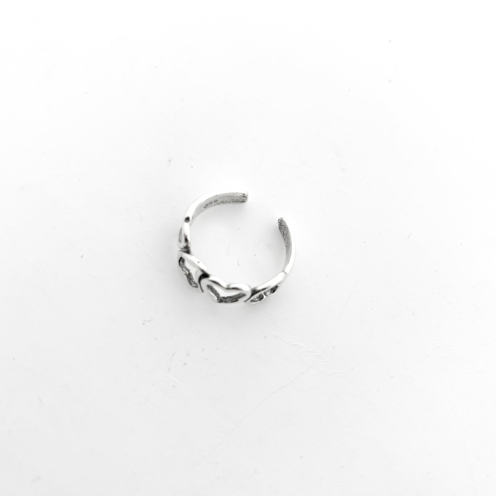 String Of Hearts Toe Ring | Silver - MTT Collective