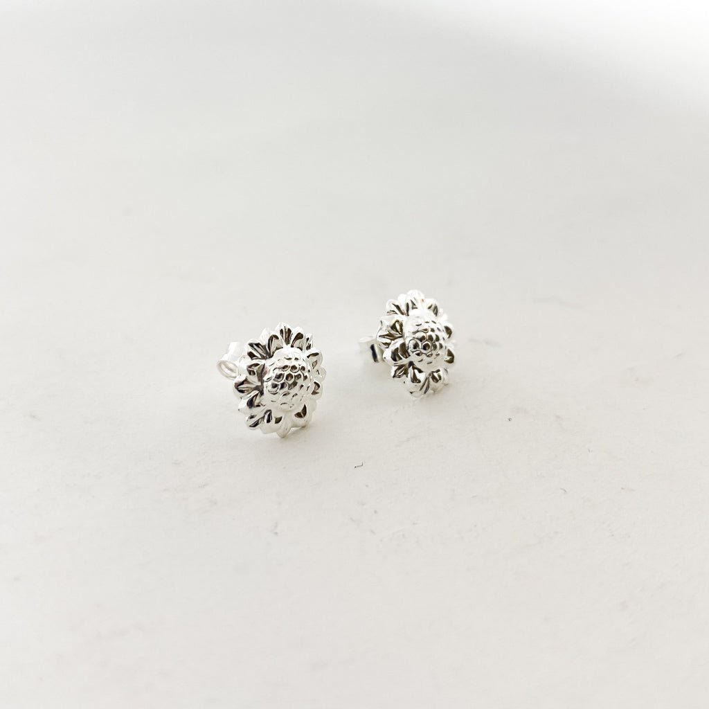 Sunflower Stud Earrings | Silver - MTT Collective