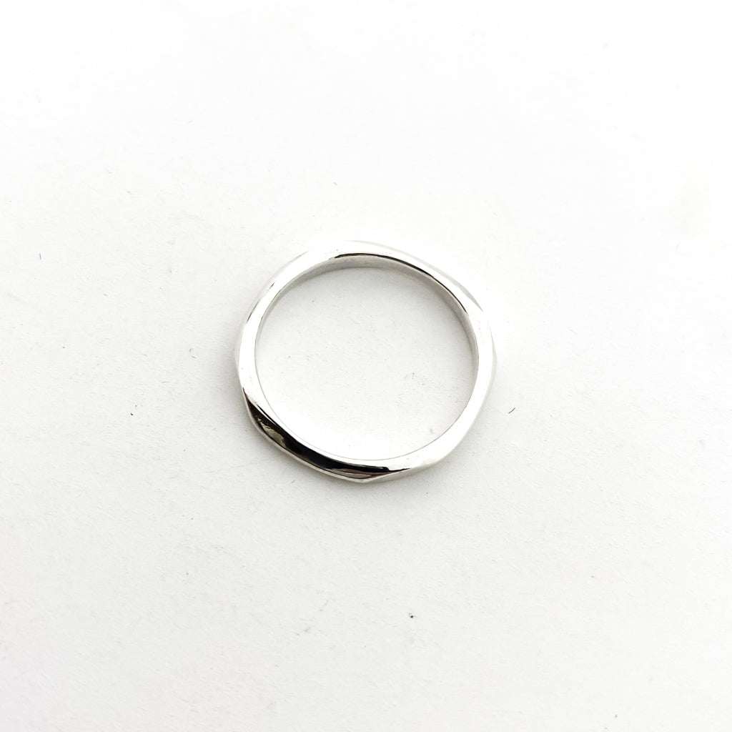 Unique Edge Ring | Silver - MTT Collective